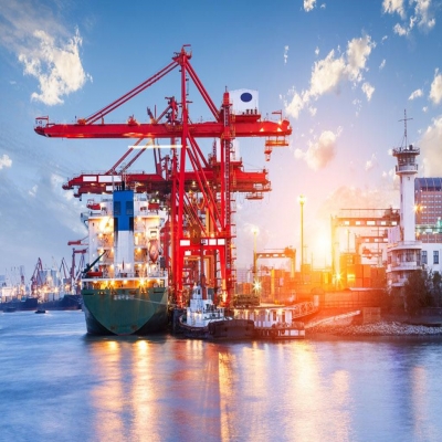 如何防止在碼頭的起重機(jī)生銹？